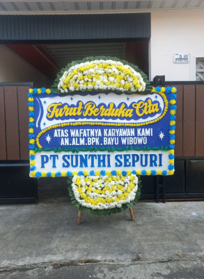 Papan Bunga Duka di Pulo Panjang