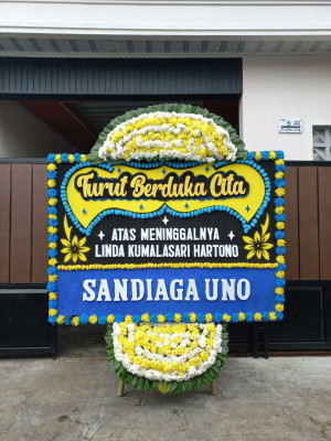 Papan Bunga Duka di Pulo Panjang